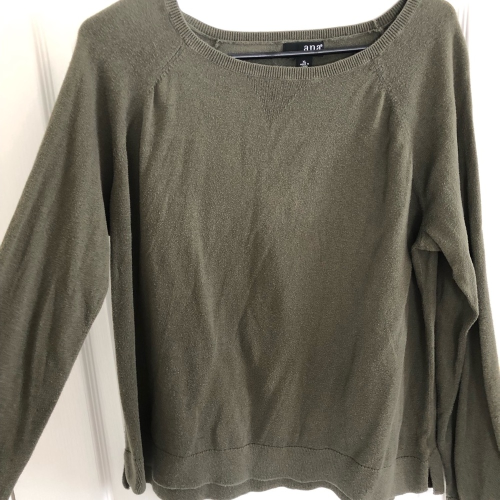 Simple sweater